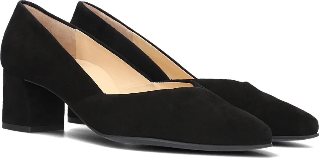 Paul Green 3740 Pumps