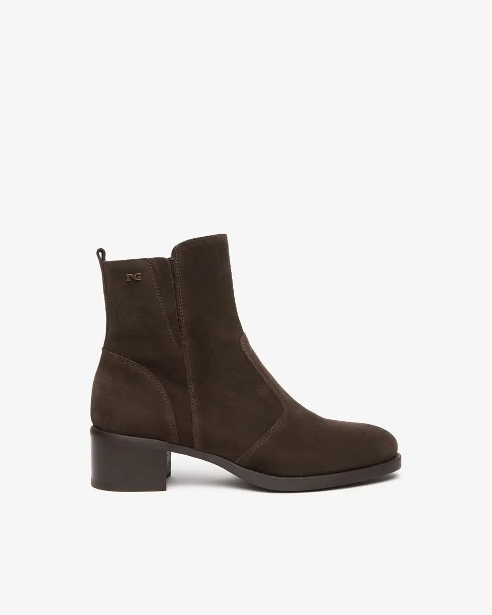 Nero Giardini Suède enkellaarsjes/ Kleur Moro (bruin) Maat 40