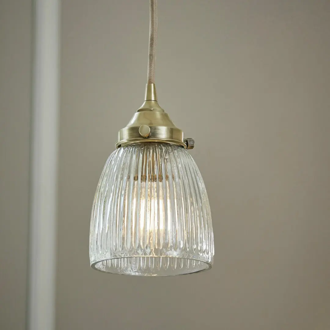 Loberon Tanaelva Hanglamp - Antiekmessing/Heldere kap Ø11cm