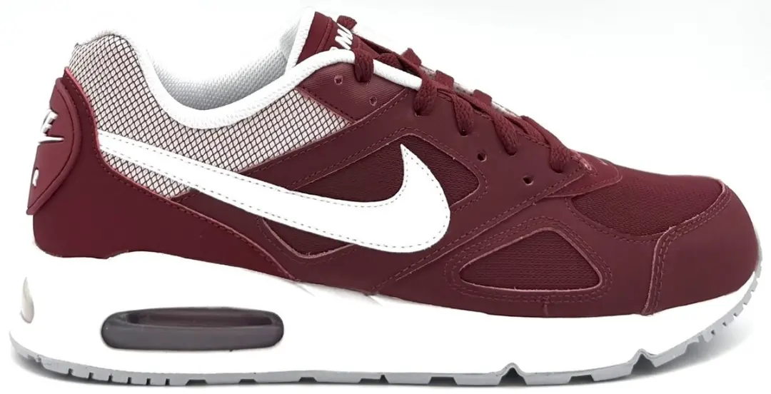 Nike Air Max Ivo- Sneakers Heren- Maat 43