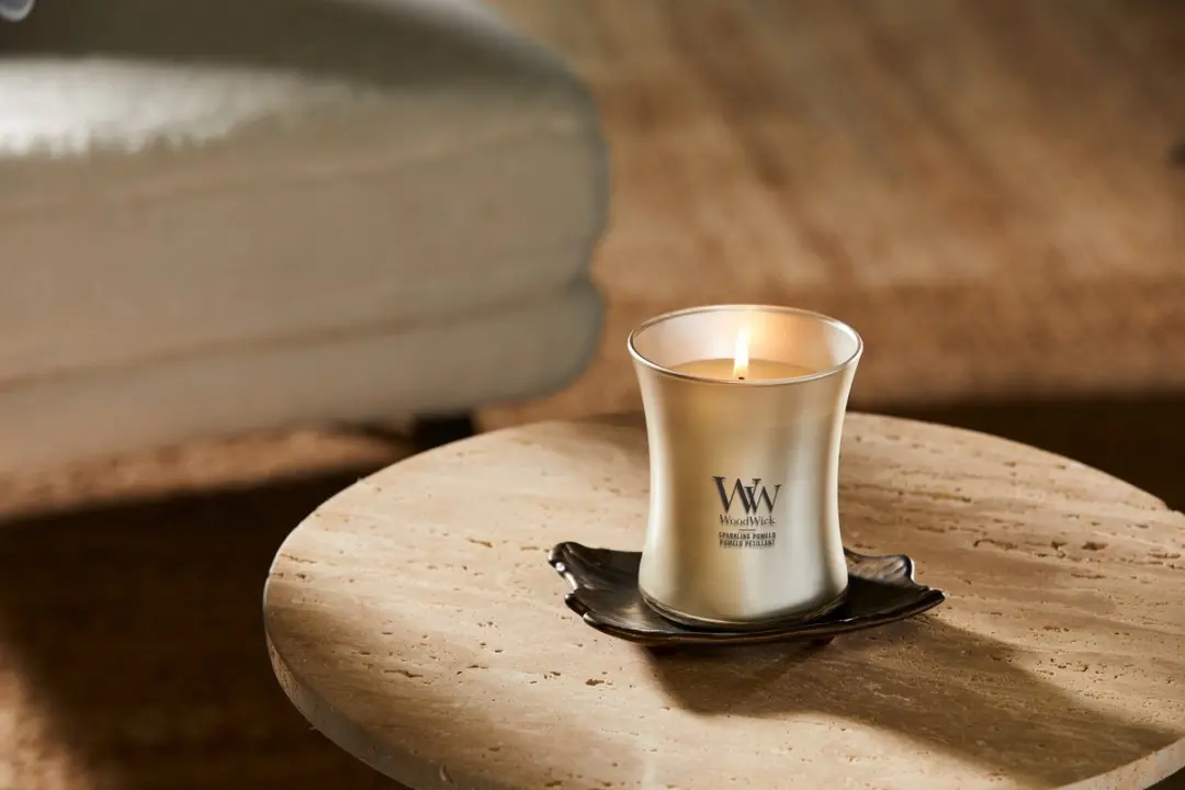Woodwick Precious Metals Sparkling Pomelo Geurkaars - Goud - 60 uur