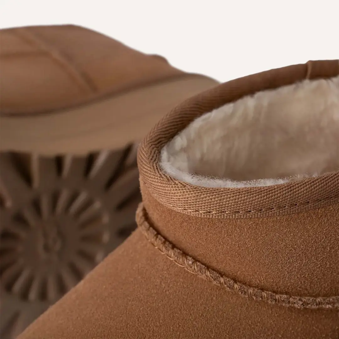 UGG Classic Ultra Mini Platform Boot - Maat 40 - Chestnut