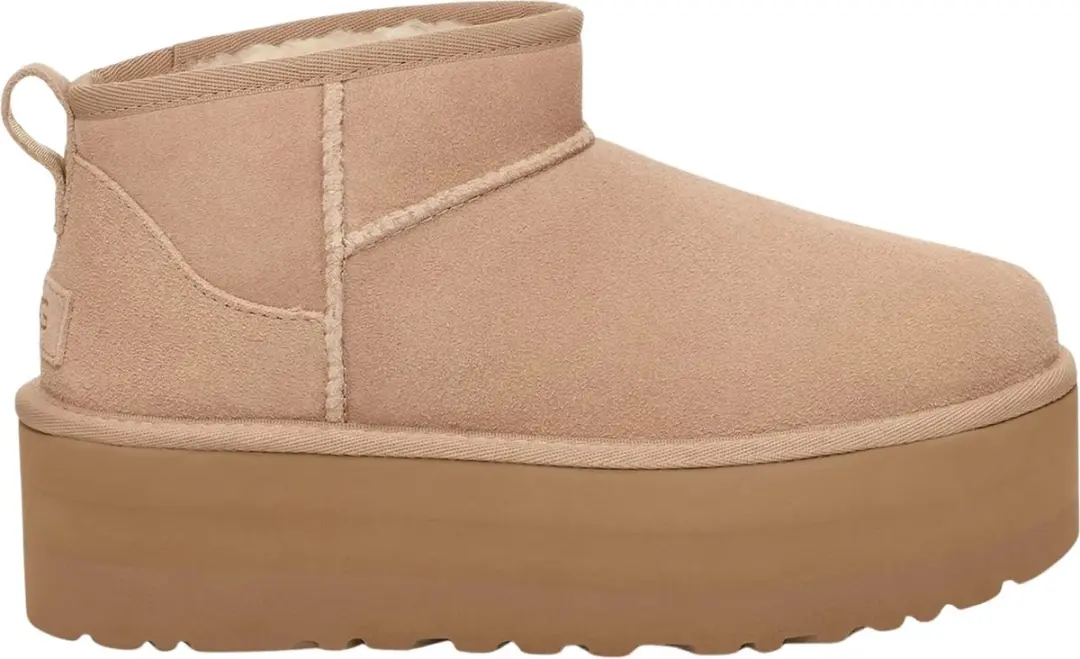 UGG Classic Ultra Mini Platform Boot - Wit - Maat 37