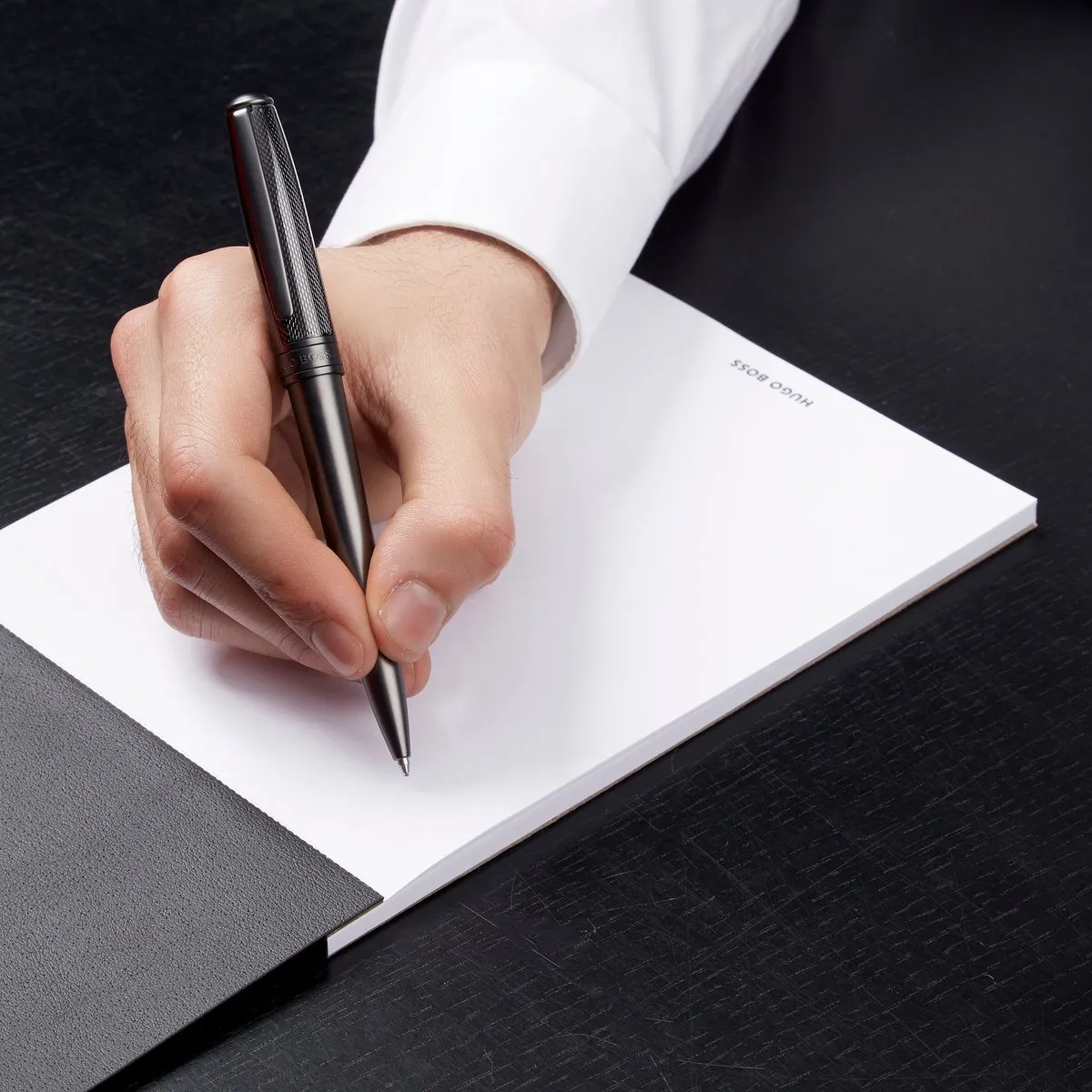 Hugo Boss Pen Essential