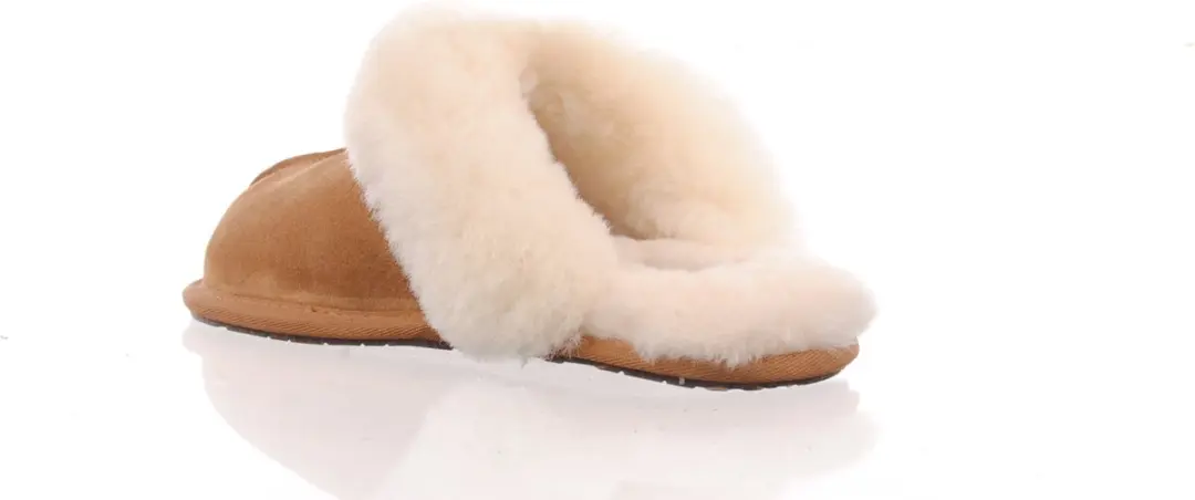 UGG W Scuffette II Dames Sloffen - Chestnut 38