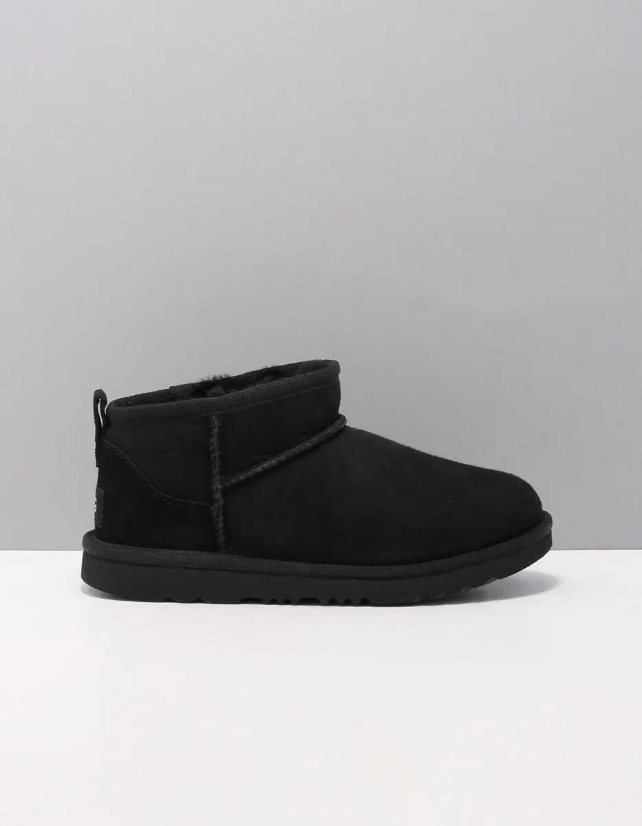 UGG Classic Ultra Mini Boot Black (Kids)