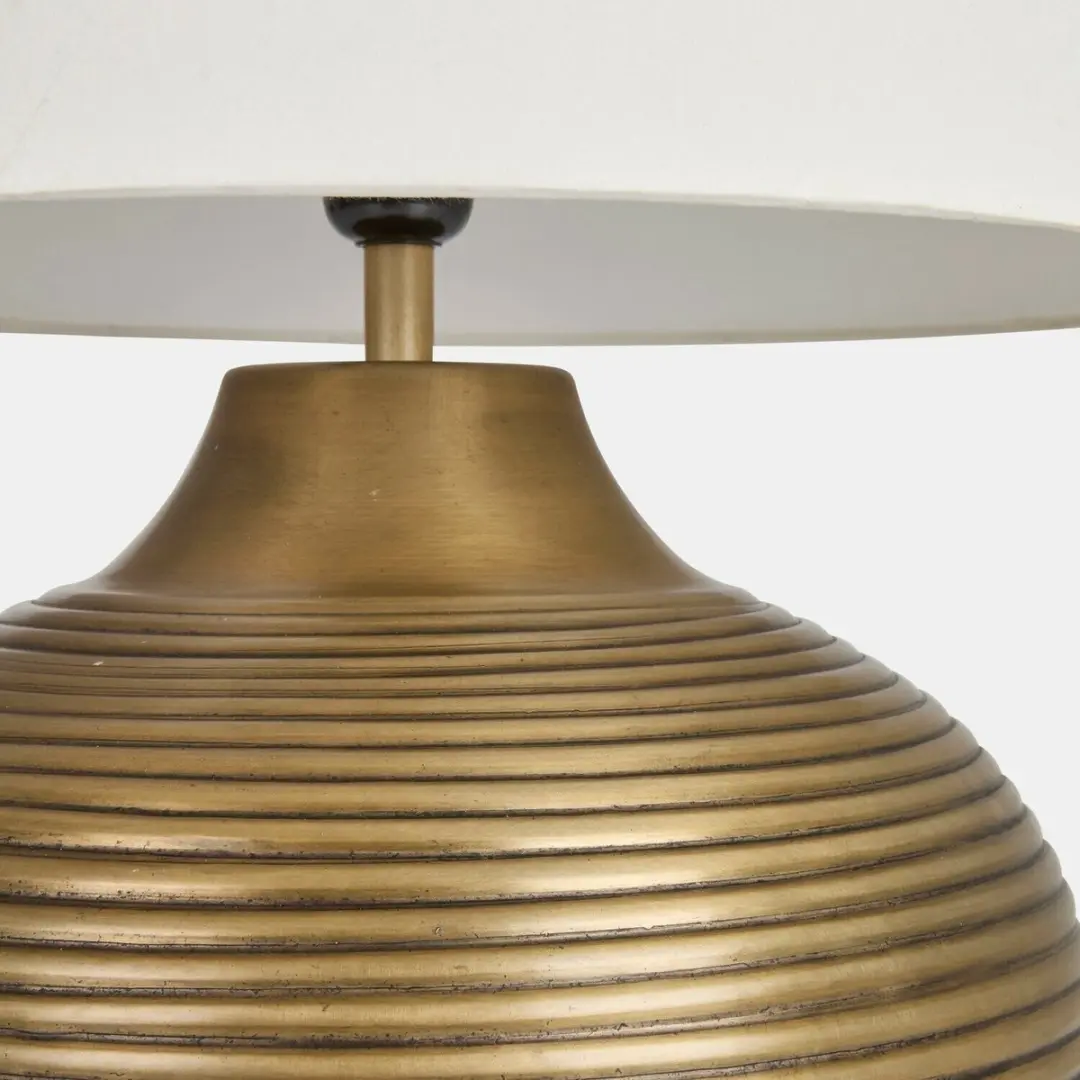 Loberon Miravona Tafellamp - 25W - Ø40cm - Antiekmessing/Crème