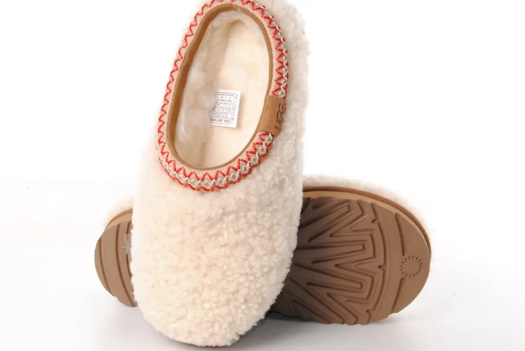 UGG Tasman Curly Wol Slipper - Beige