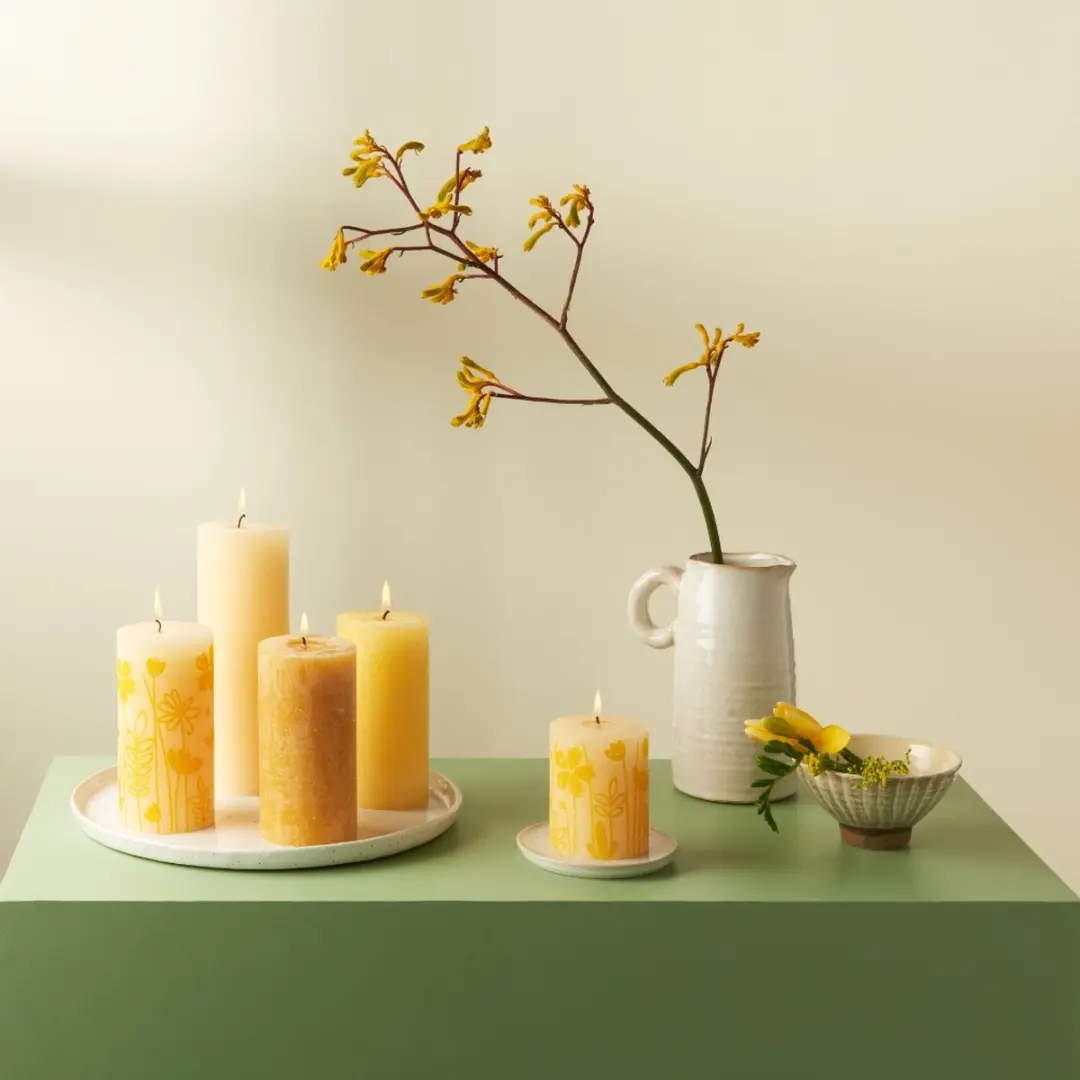 Bolsius Stompkaars Honeycomb Yellow Ø68mm - 85 Branduren