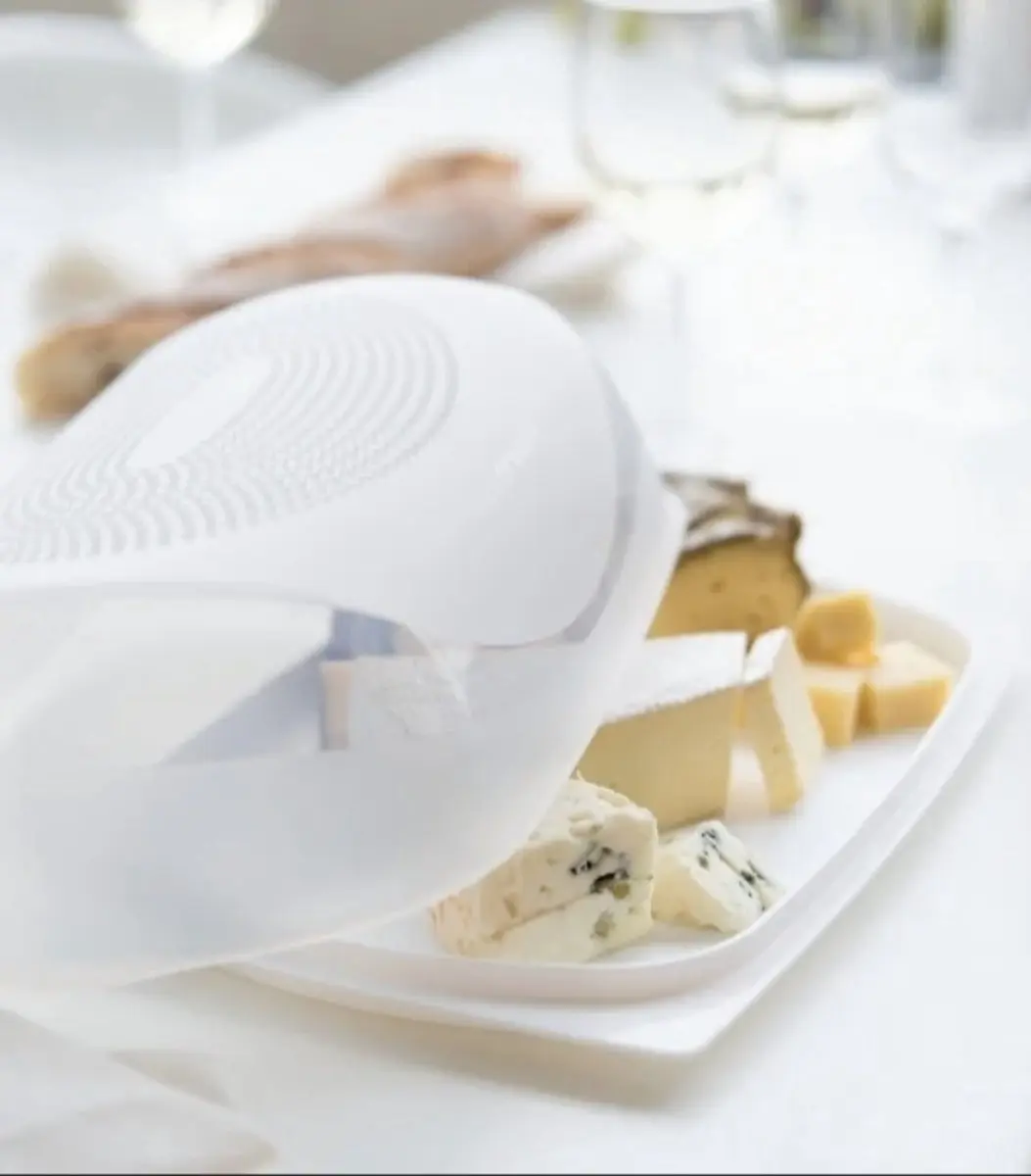 Tupperware CheeSmart