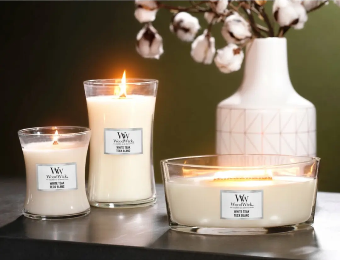 Woodwick Hourglass Geurkaars - 130 Branduren - Wit