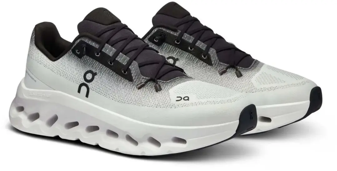 On Cloudrunner 3 Wandelsneakers - Zwart