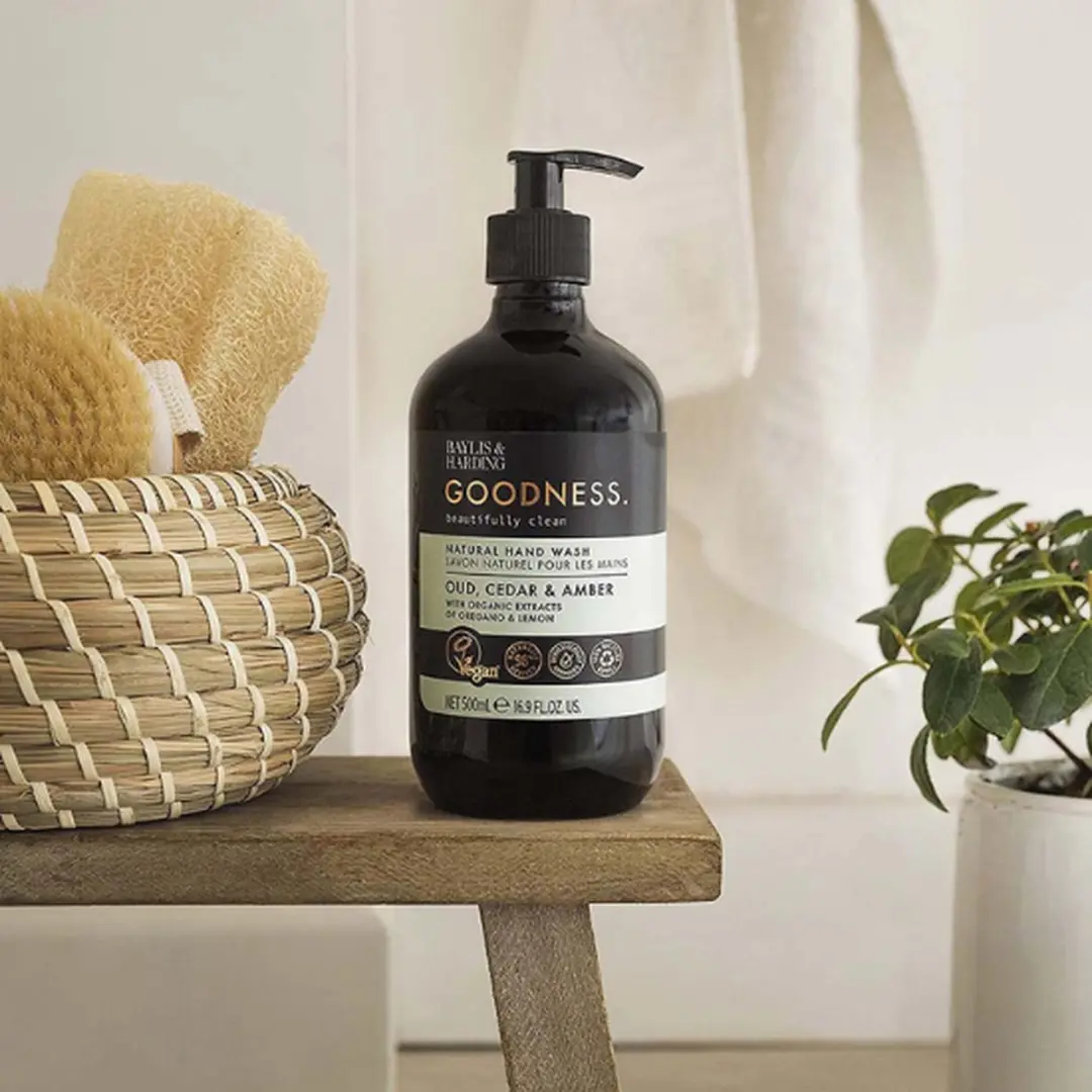 Baylis & Harding Goodness Hand Wash Oud, Cedar & Amber 500ml