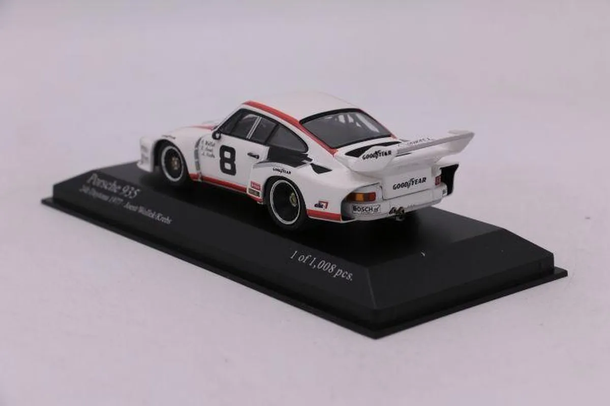 Porsche 935 Kremer #8 24h Daytona 1977 - 1:43 Minichamps