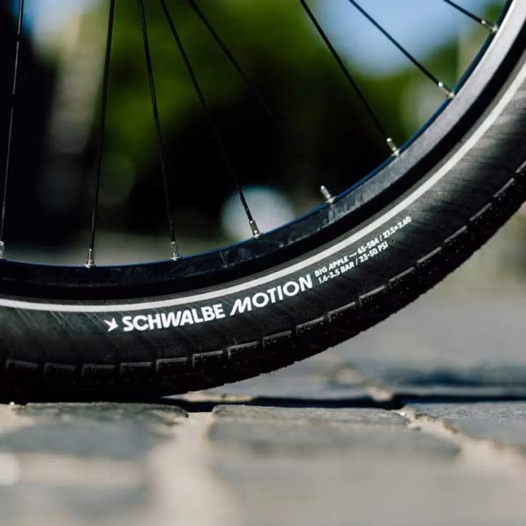 Schwalbe BTB Motion Big Apple 50-254 - Zwart