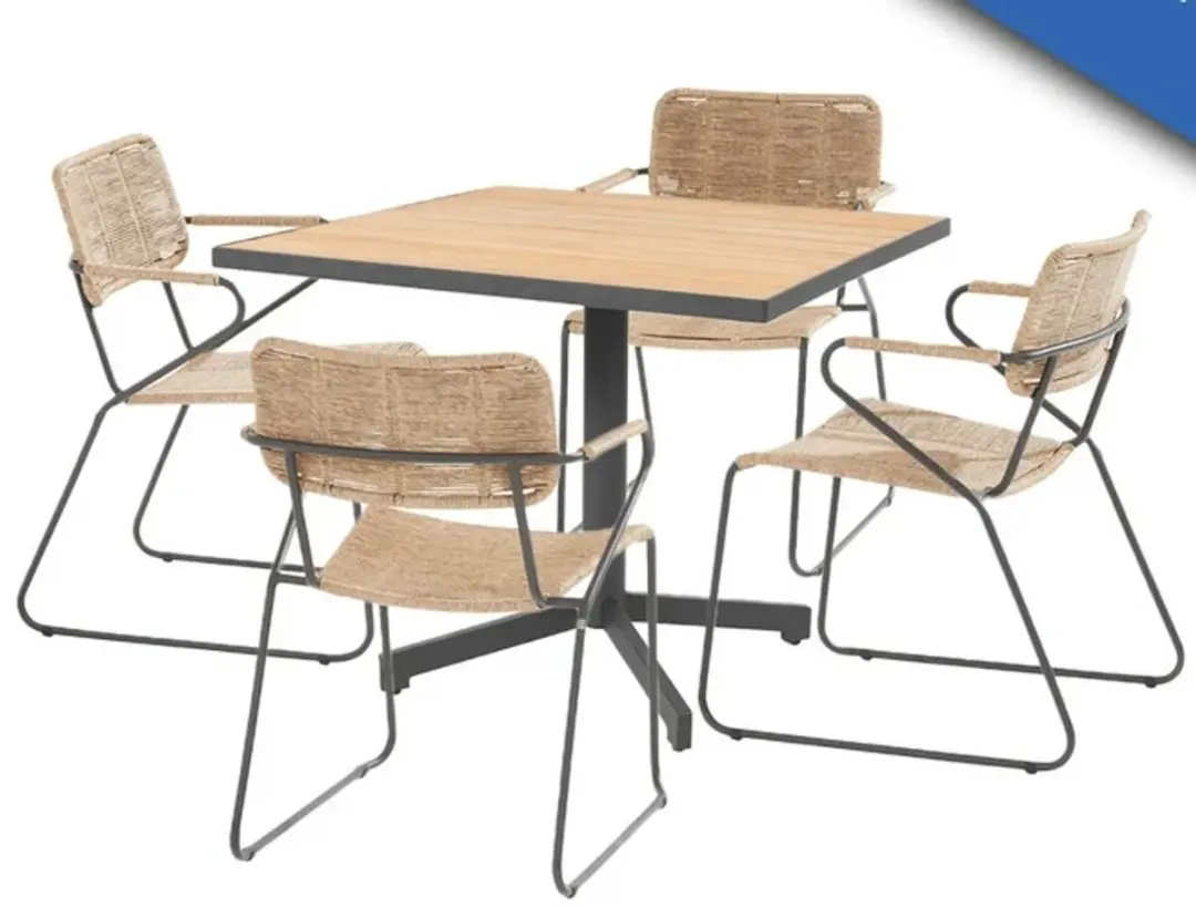 Fiesta diningtafel 90x90 met 4 Swing diningstoelen