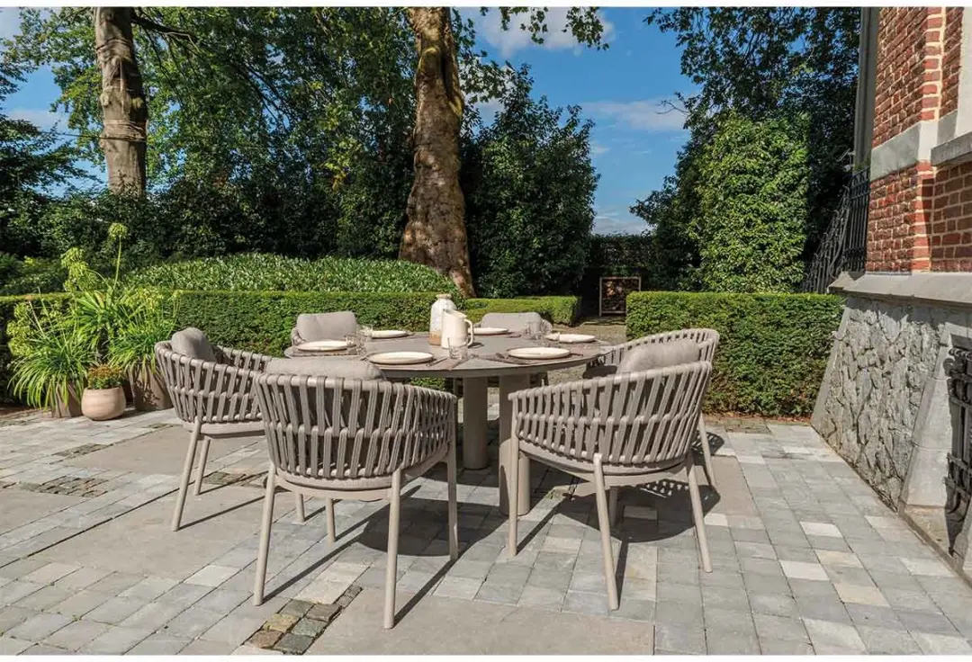 4 Seasons Outdoor Donato Tuintafel Ø160x75cm - Cloud - afbeelding 4 van 5