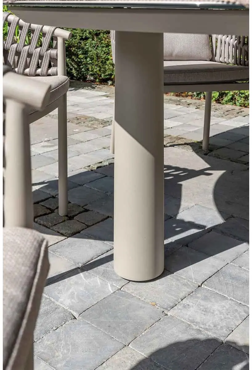 4 Seasons Outdoor Donato Tuintafel Ø160x75cm - Cloud - afbeelding 3 van 5