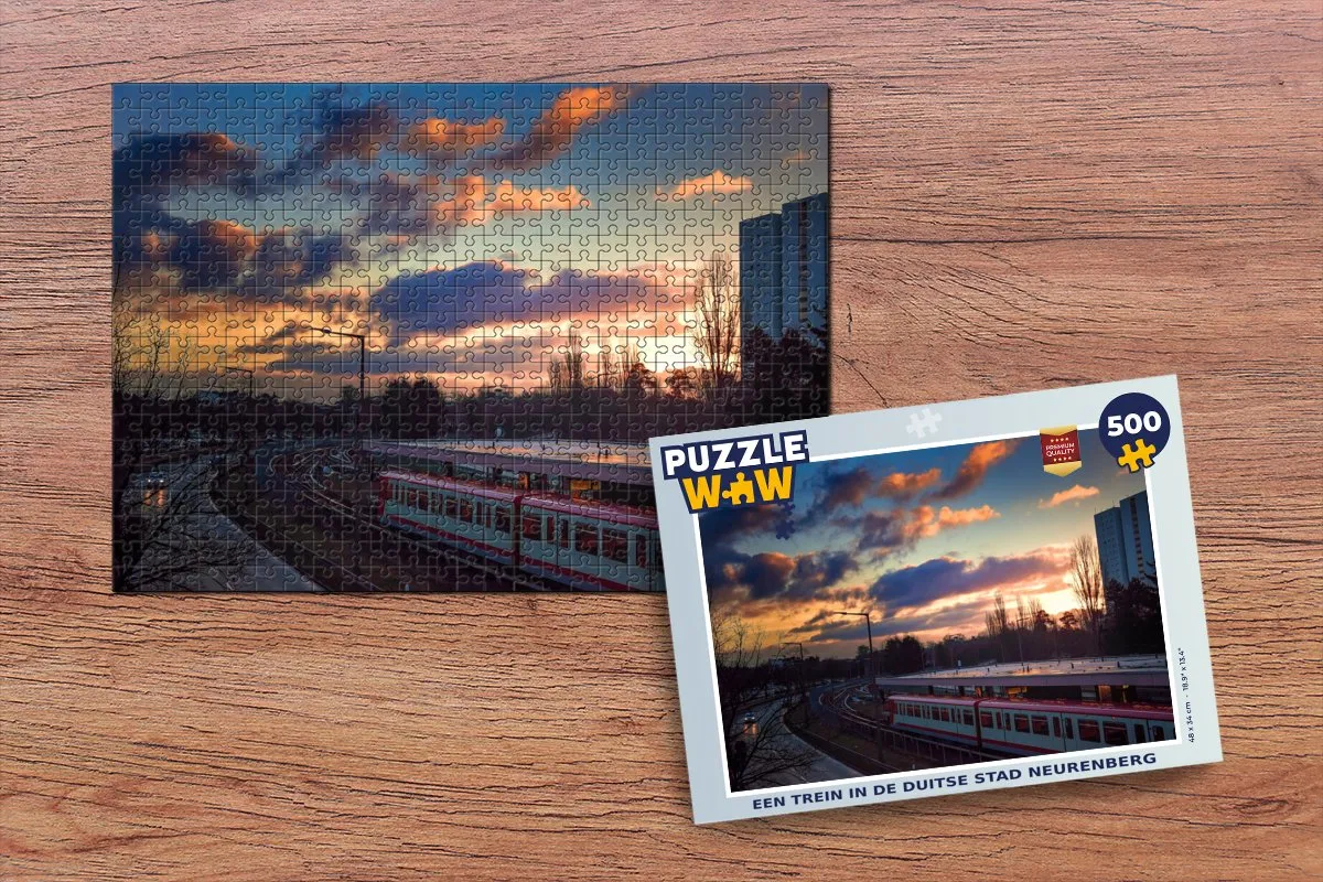 PuzzleWow Legpuzzel Een trein in Neurenberg 500 Stuks - Multicolor