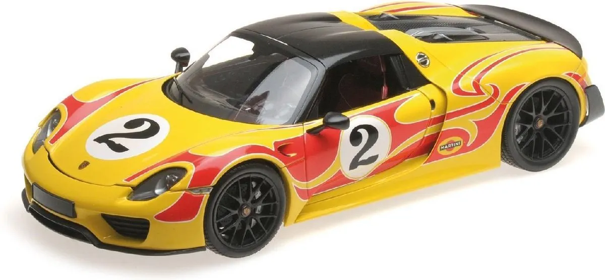 Porsche 918 Spyder Weissach Package 2015