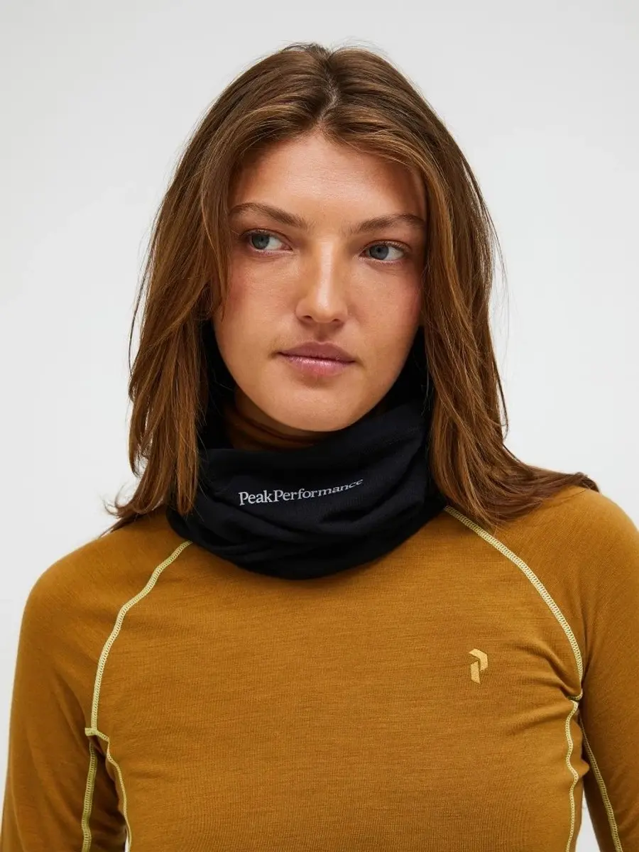 Peak Performance Magic Nekwarmer