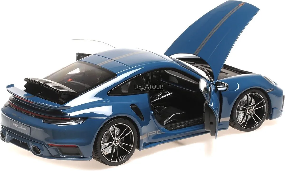 Porsche 911 (992) Turbo S Coupe 1:18 Minichamps - Blauw