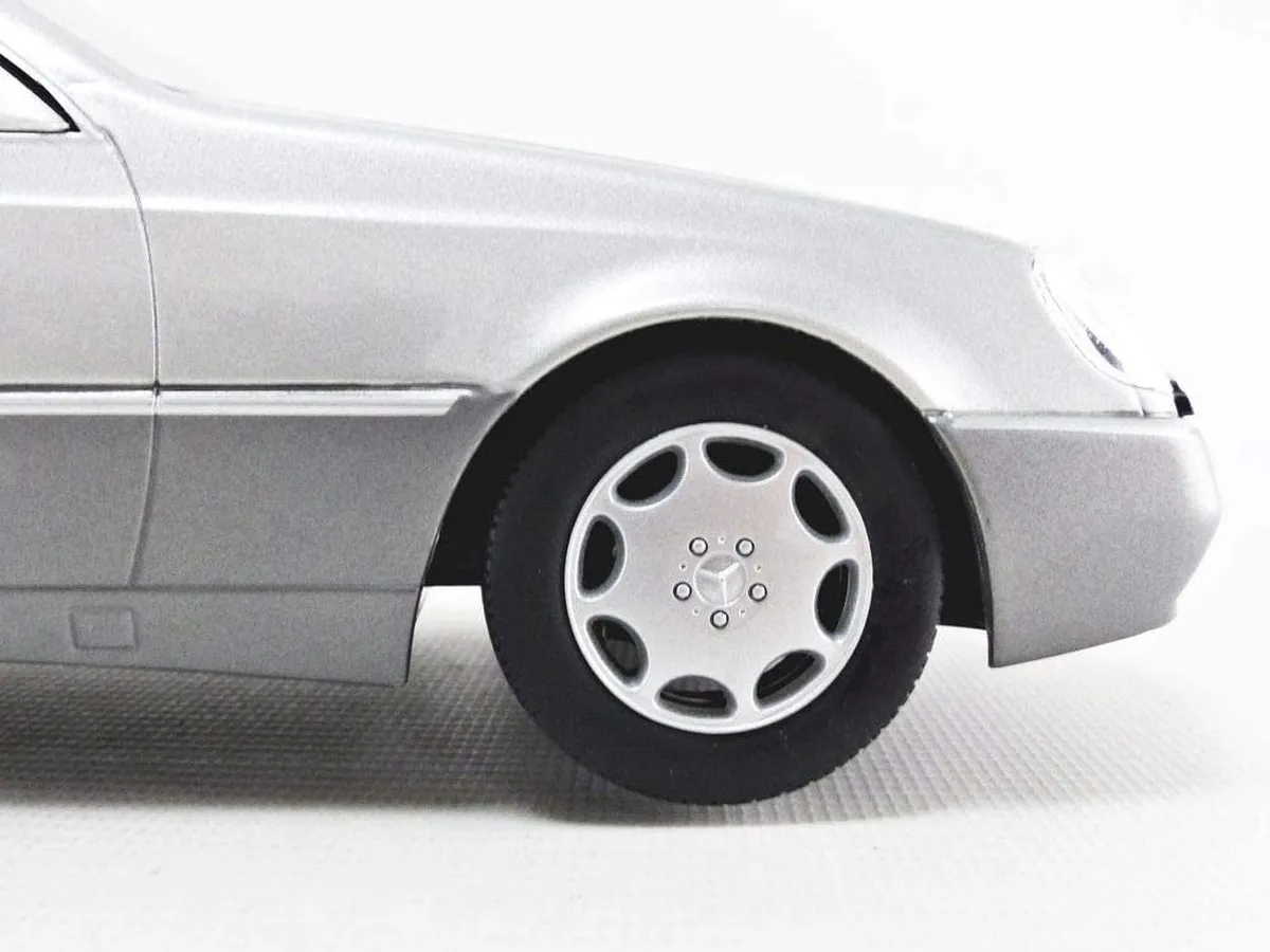 Mercedes-Benz 600 SEC KKDC180342 - 1:18 Schaalmodel - Silver Metallic