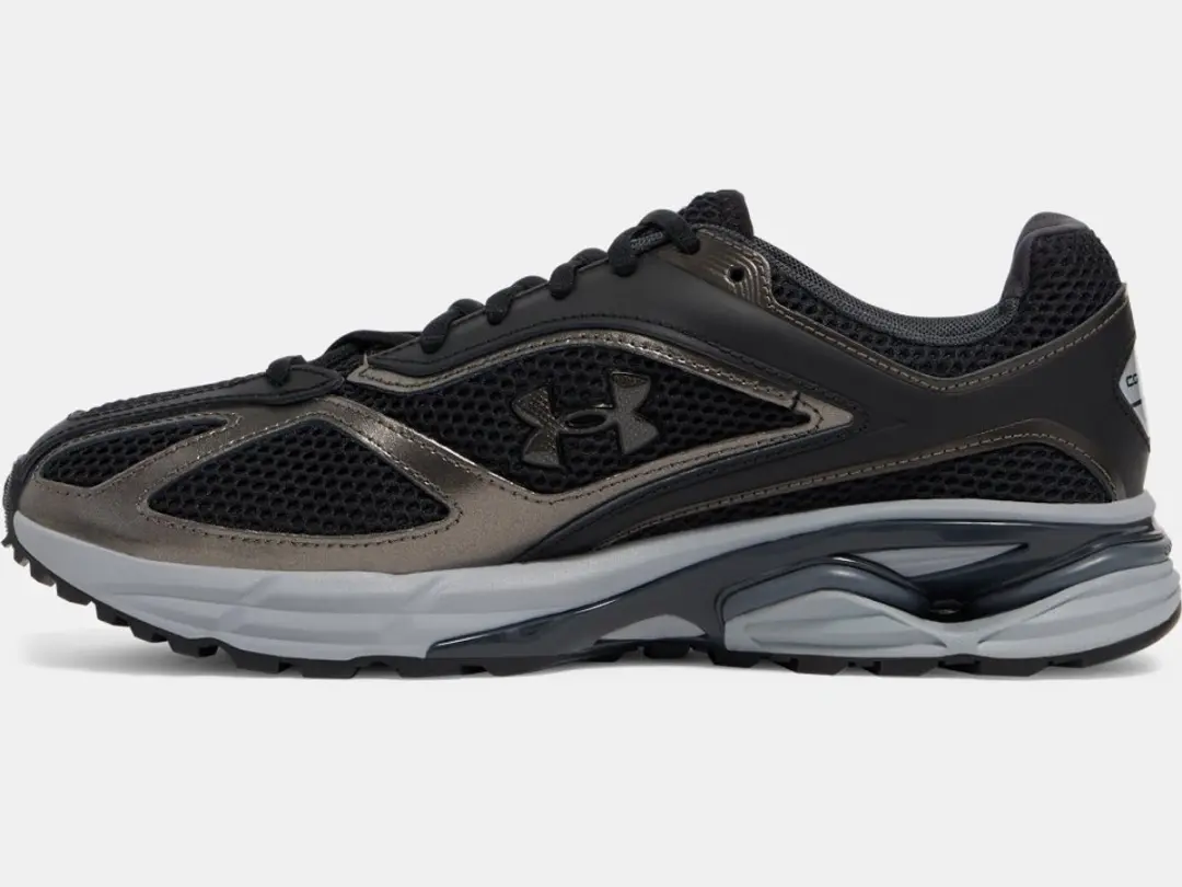 UA Apparition-BLK 007 Size : 12/13.5