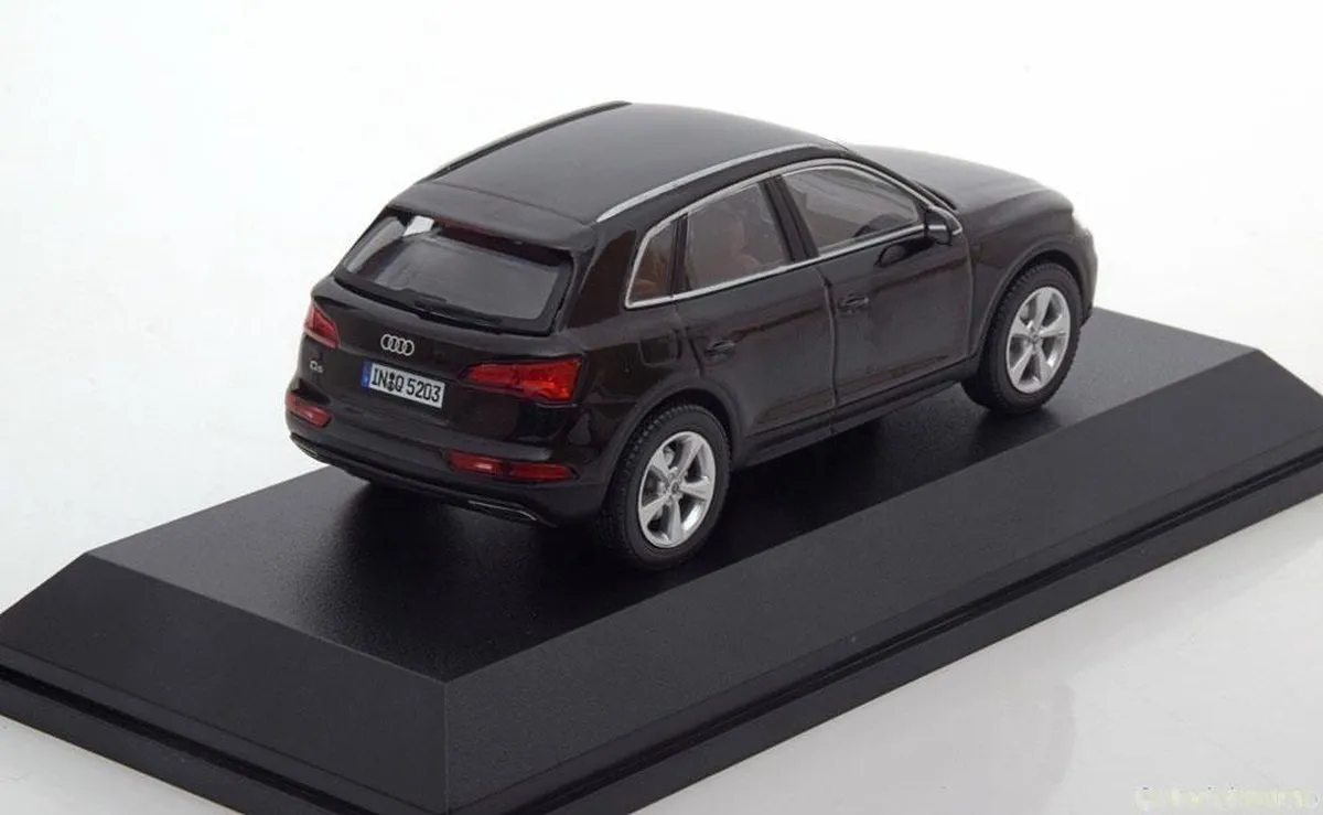 Audi Q5 Modelauto 1:43 Multicolor