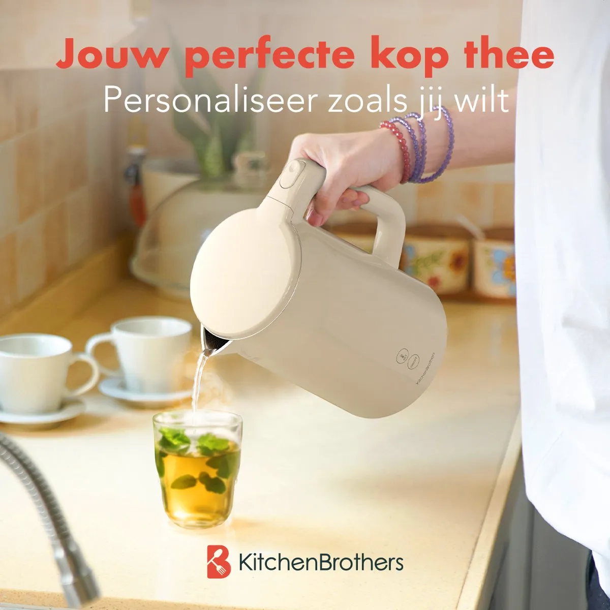 KitchenBrothers KB1004185 Waterkoker 1.7L - 2200W - Beige