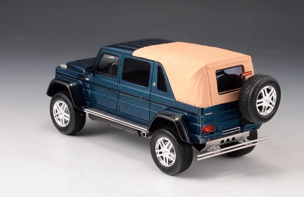 Mercedes-Maybach G650 Landaulet GLM-207604 - 1:43 Modelauto