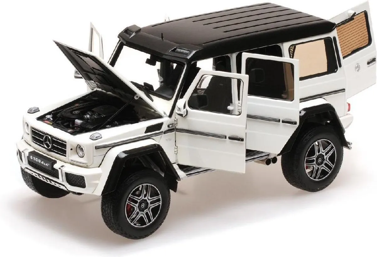 Mercedes-Benz G-Class 820203 Modelauto 1:18 - Multicolor