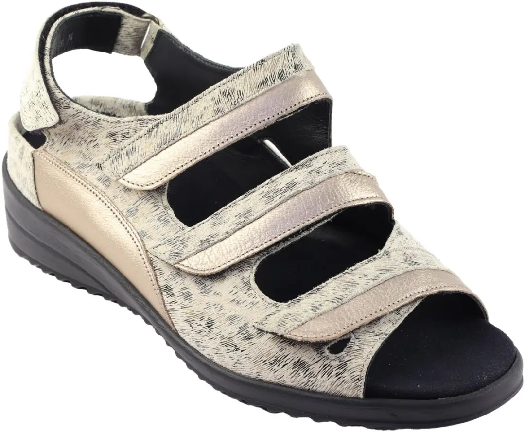 Durea - 7426 K - Platte sandalenDames Sandalen - Kleur: Wit/beige - Maat: 38.5