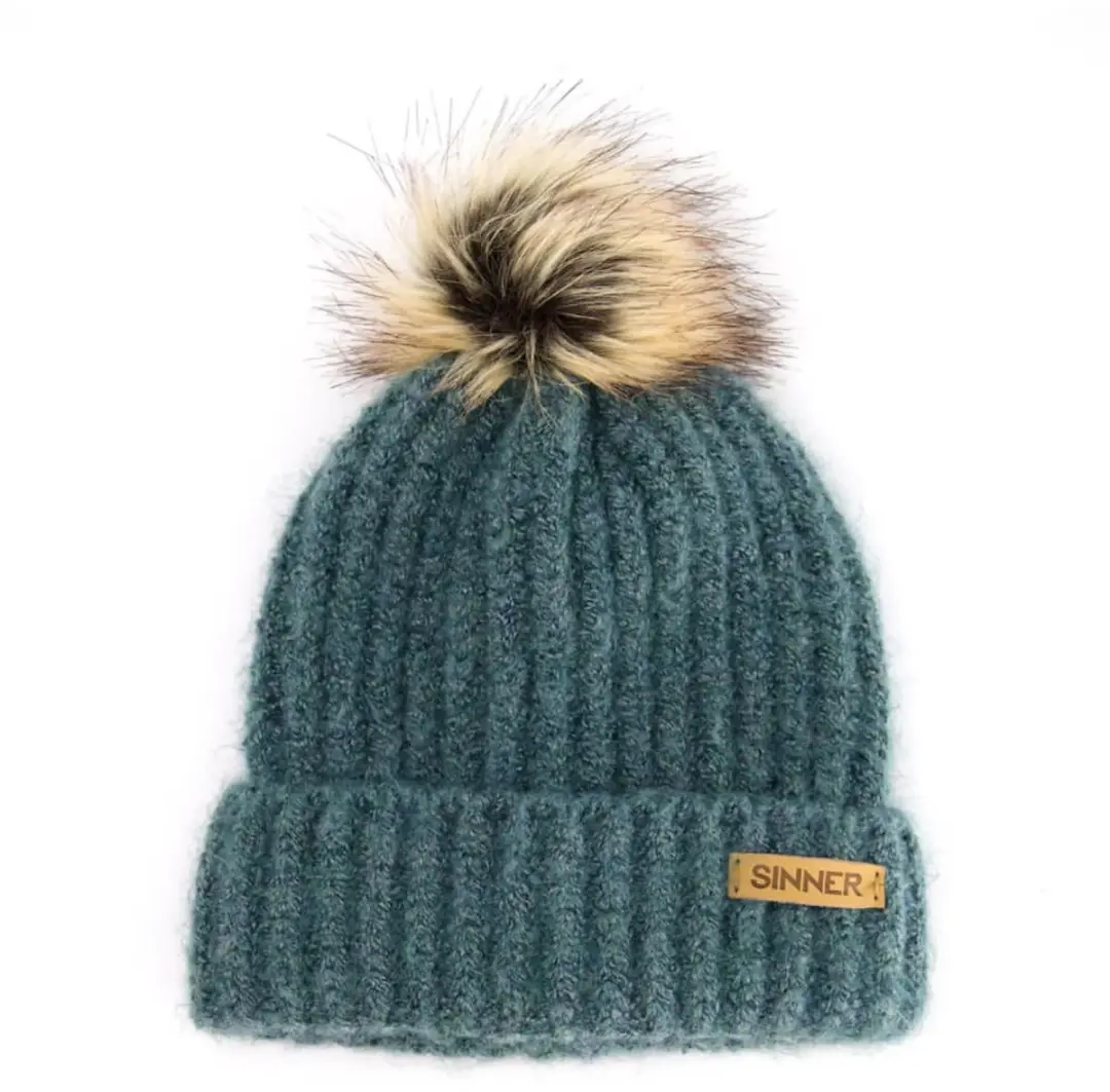 Sinner Mossy Beanie Muts met Pom