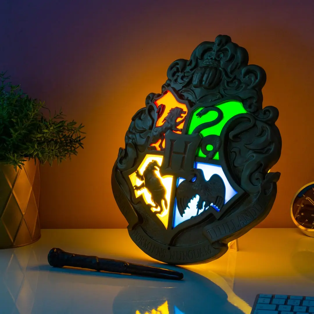 Paladone Hogwarts Crest Light met Toverstaf-Afstandsbediening