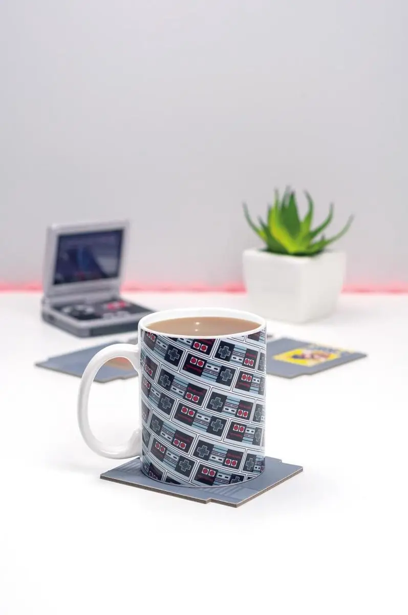 Paladone Nintendo NES Mug - 300ml - Multicolor