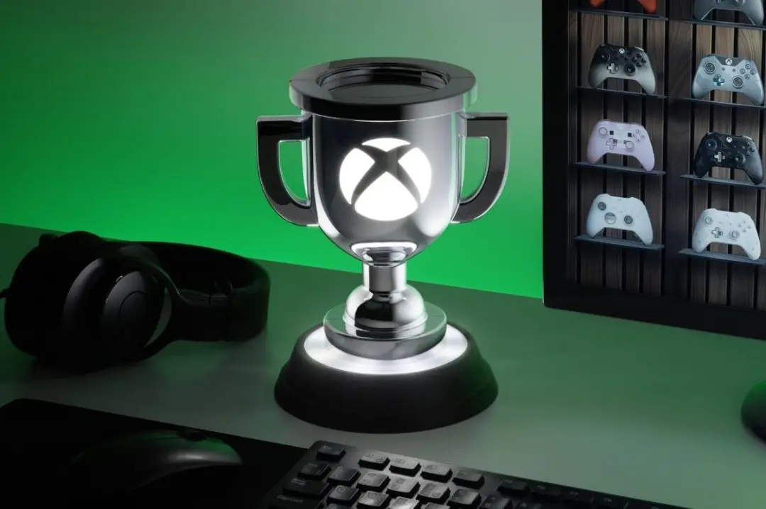 Paladone Xbox Achievement Light - Trophy Lamp - Zilver/Zwart