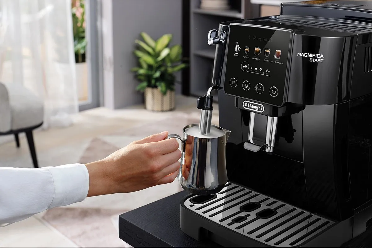 De'Longhi ECAM 220.51.B Volautomatische Espressomachine - Zwart