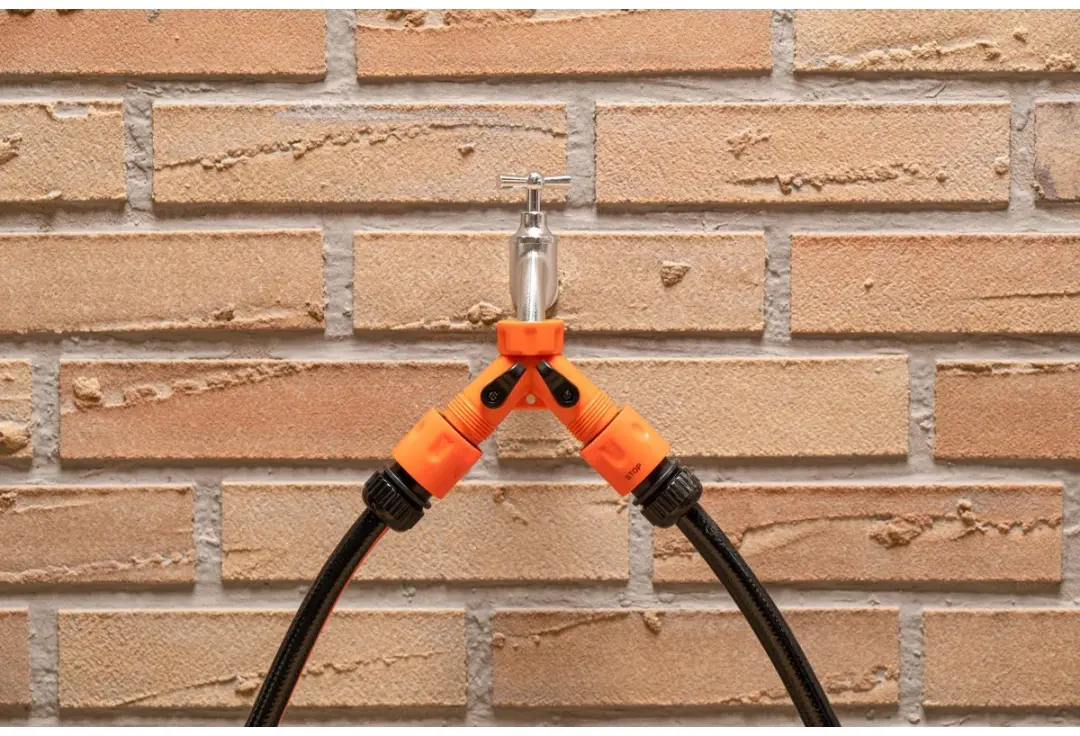 BLACK+DECKER Tuinslang Koppeling 3/4 - Dubbel Kraanstuk - Oranje/Zwart - afbeelding 3 van 6