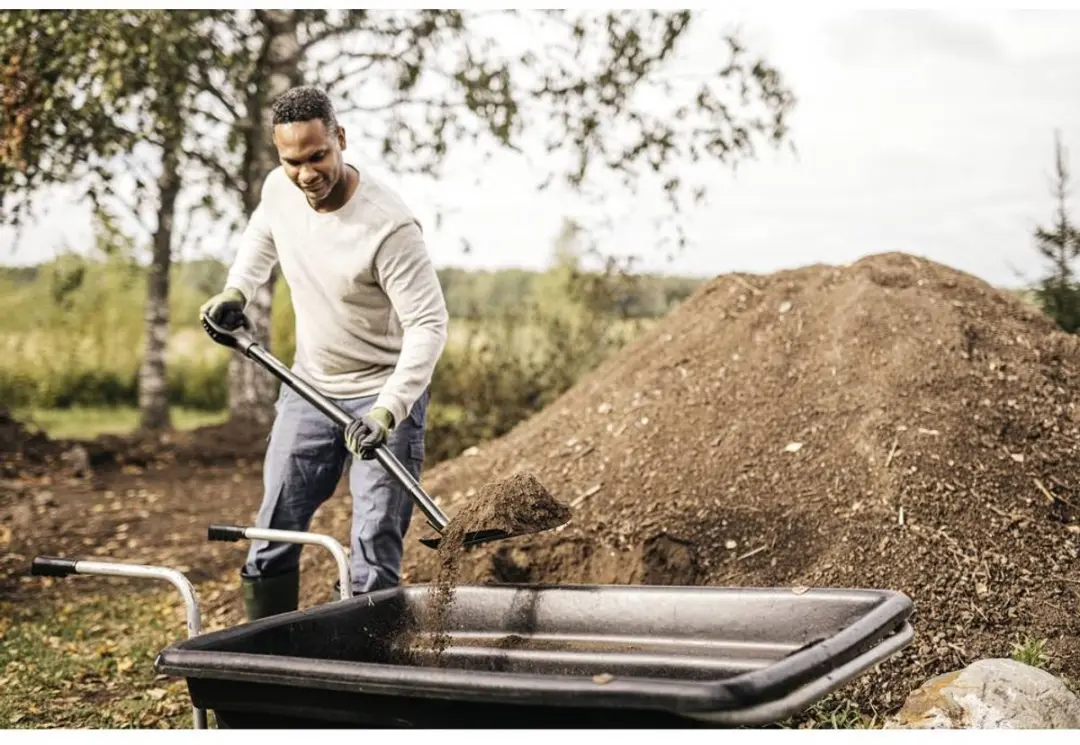 Fiskars D-greep Tuinschep 230mm - afbeelding 4 van 4