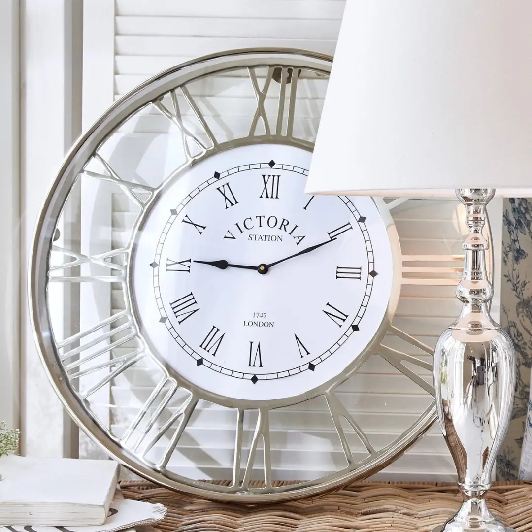 Loberon Victoria Station Klok - 61cm Zilverkleurig - afbeelding 6 van 6