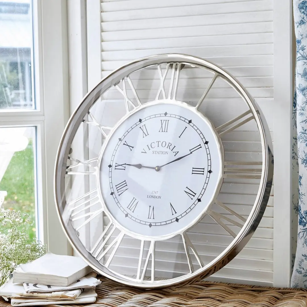 Loberon Victoria Station Klok - 61cm Zilverkleurig - afbeelding 4 van 6