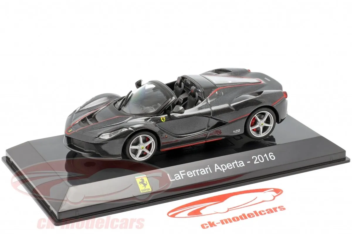 Ferrari La Ferrari Aperta 1-43