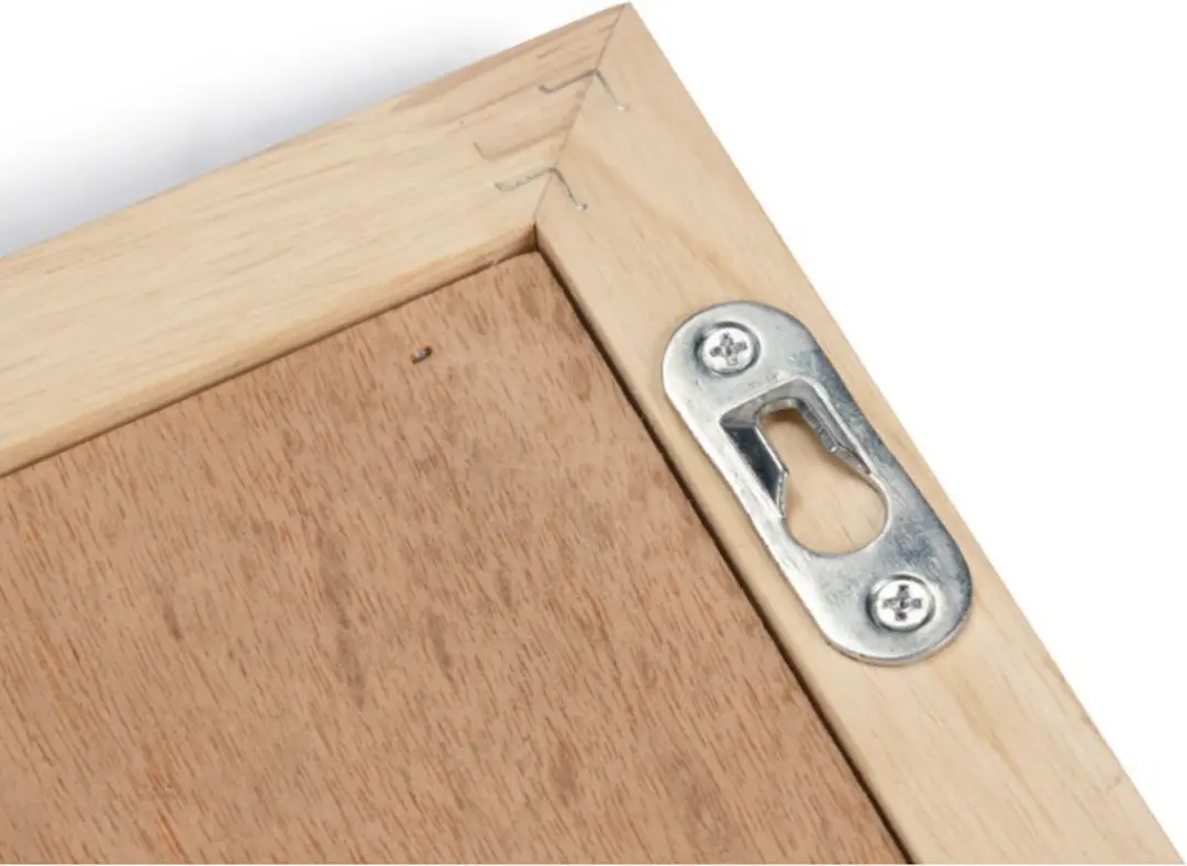 Designed by Lotte Sammy Krabplank - Hout 50x40x2cm - Crème