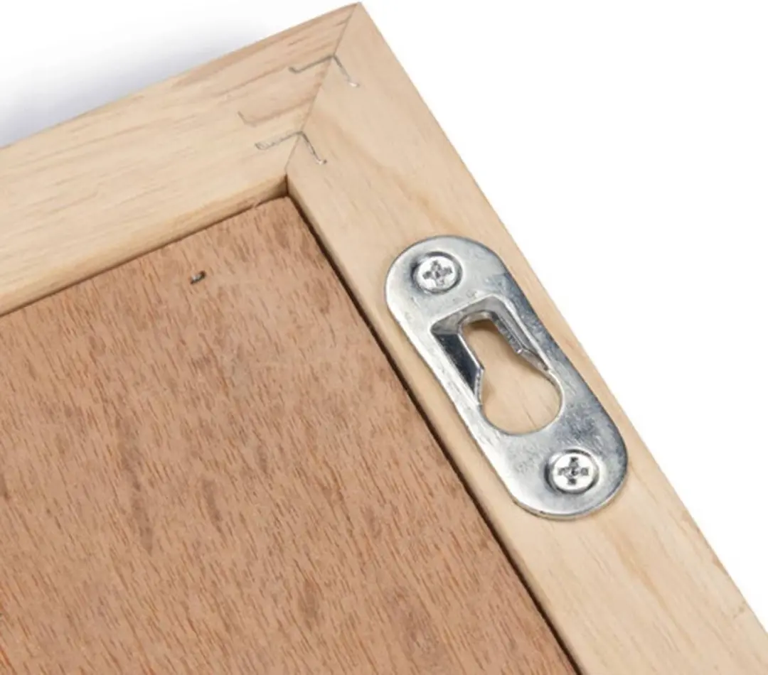 Designed by Lotte Sammy Krabplank - Hout 50x40x2cm - Crème