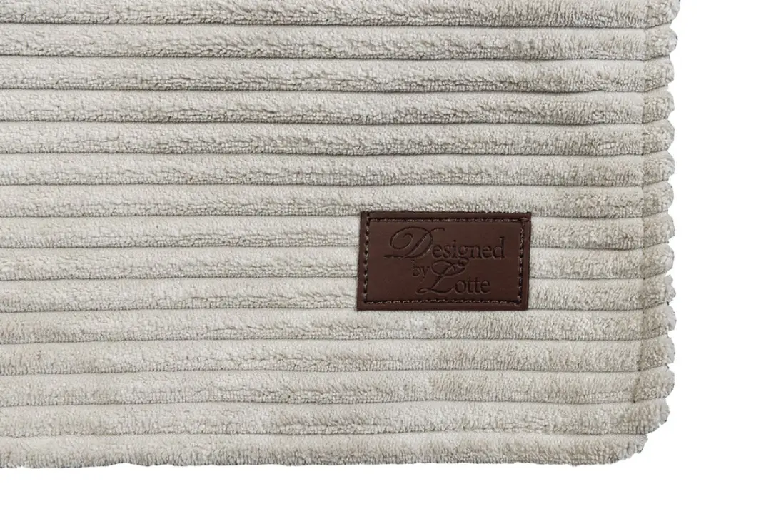 Designed by Lotte Bankkussen Ribbed Lichtgrijs 50x50x30cm