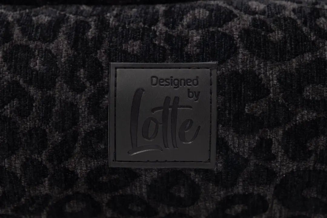 Designed by Lotte Wild Essence Orthopedische Hondenmand 80x70x27cm - Antraciet