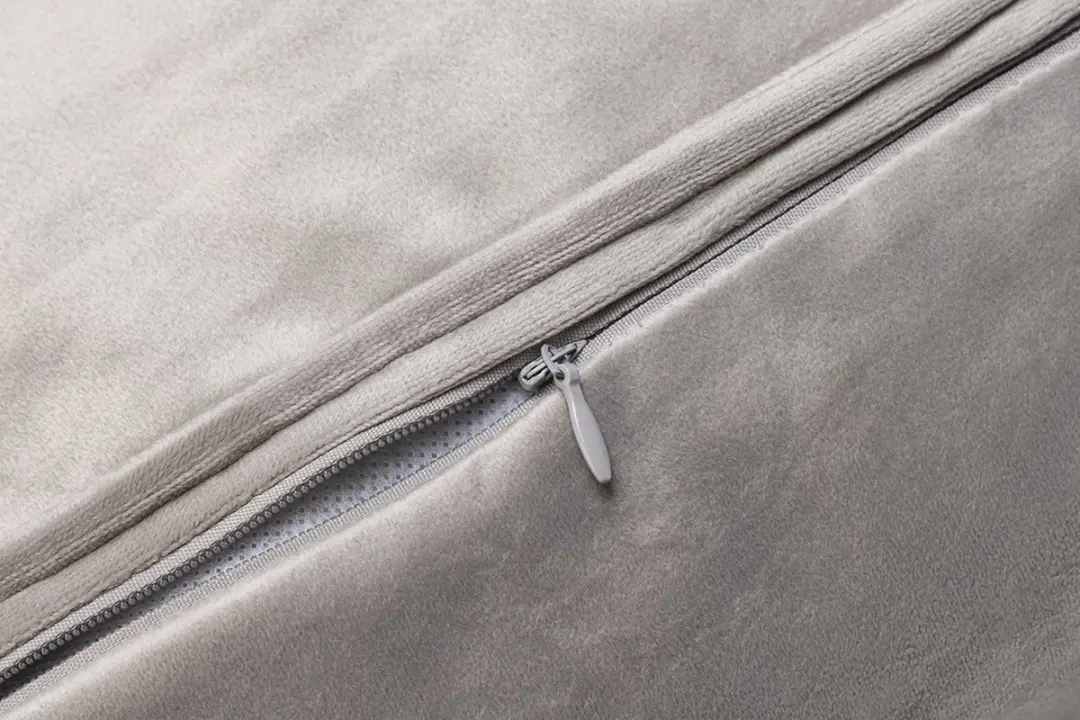 Designed by Lotte Nalino Hondenkussen - Fluweel Grijs M 100x70x15cm