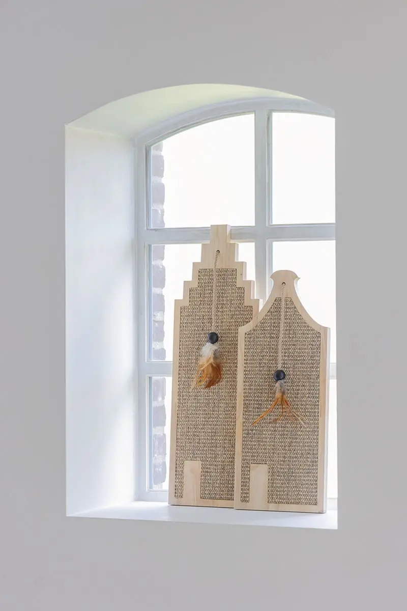 Designed by Lotte Vicky Krabplank Hout 50x20x2cm