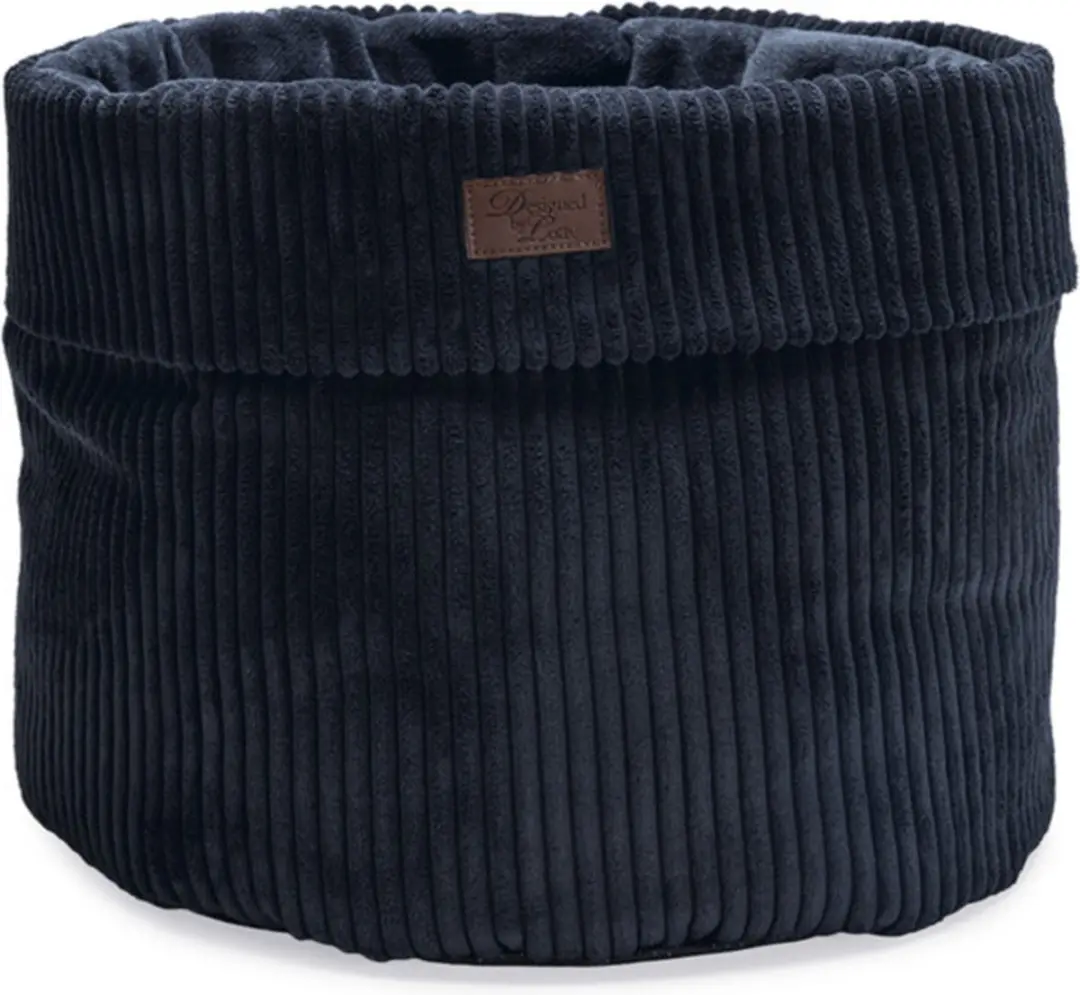 Designed by Lotte Kattenmand Ribbed Antraciet 50x50x35cm